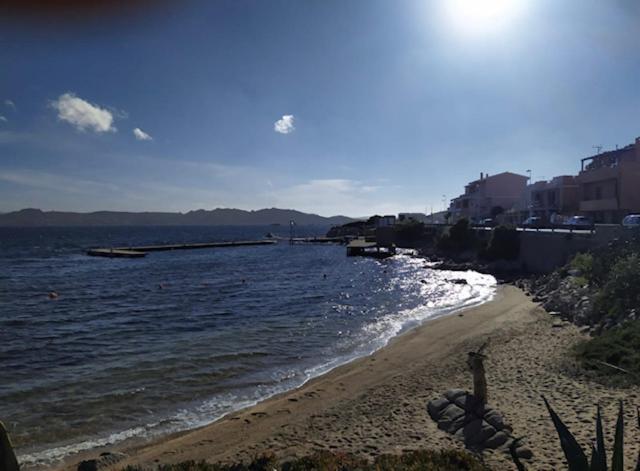 马达莱纳Casa Maddalenina Con Giardino, Vicino Al Mare!公寓 外观 照片